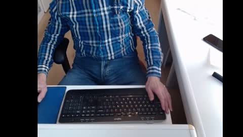 dutchpornking2 online show from February 18, 11:33 am