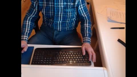 dutchpornking2 online show from February 20, 7:30 pm