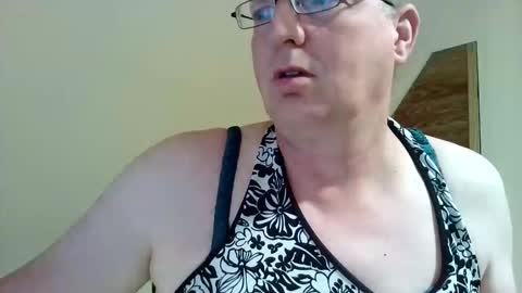 dwtsaskia80 online show from October 21, 4:46 am