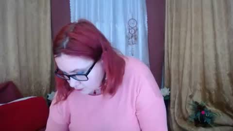 Dyanne online show from February 8, 7:28 pm