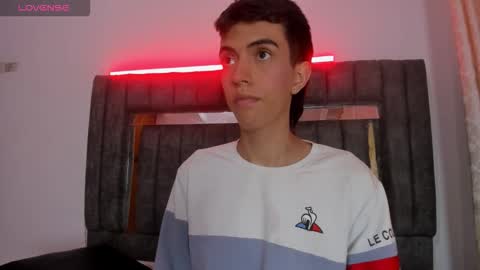 Dylan online show from November 8, 11:32 am