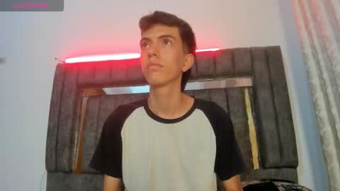 Dylan online show from November 19, 11:32 am