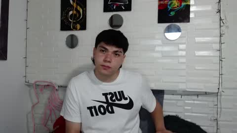 dylan_fooxx online show from December 16, 8:03 pm