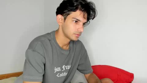 Snapshot of dylan_hoot chatting on November 26, 6:09 pm Dylan online show from November 26, 6:09 pm