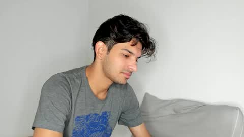 Snapshot of dylan_hoot chatting on November 29, 6:44 pm Dylan online show from November 29, 6:44 pm