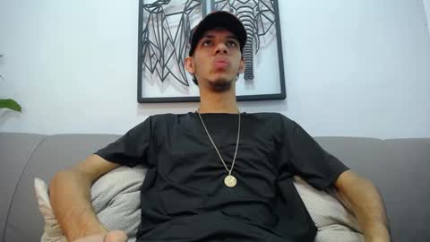 dylan_scotts online show from September 25, 8:01 pm