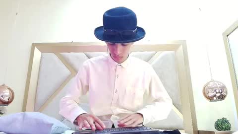 dylan_scotts online show from September 28, 8:03 pm