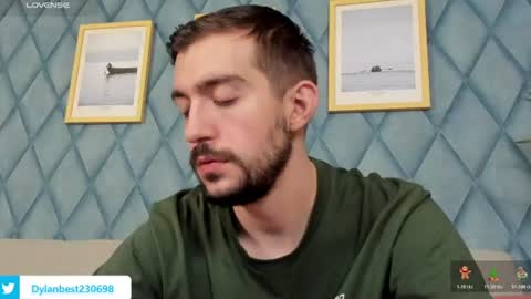 Snapshot of dylan_starxx chatting on July 10, 11:46 am Dylan online show from July 10, 11:46 am