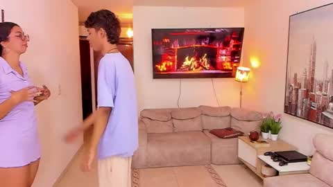 Snapshot of dylanbisex_hot chatting on January 7, 12:52 pm Mod Dylan Lilith Alan and Drake online show from January 7, 12:52 pm