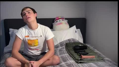 dylanfruits online show from October 31, 2:29 pm