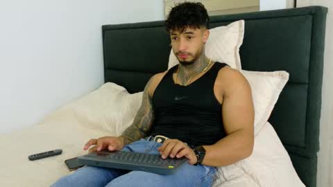 Dylan Rivera online show from March 22, 2:04 am