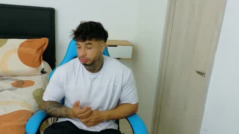 Snapshot of dylanrivera_ chatting on July 2, 1:49 am Dylan Rivera online show from July 2, 1:49 am