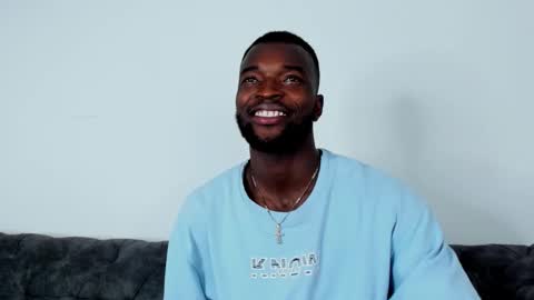 Snapshot of dylantaylor_1 chatting on October 12, 2:43 am Dylan Taylor online show from October 12, 2:43 am