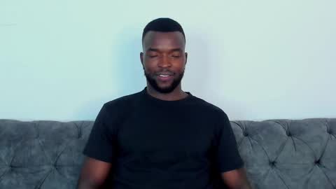 Snapshot of dylantaylor_1 chatting on October 17, 3:31 am Dylan Taylor online show from October 17, 3:31 am