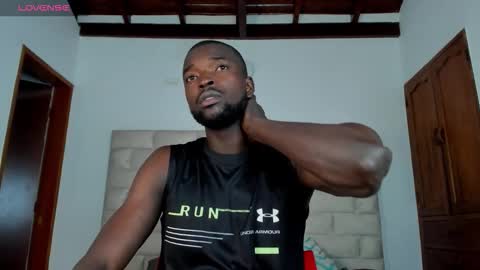 Snapshot of dylantaylor_1 chatting on November 9, 1:31 pm Dylan Taylor online show from November 9, 1:31 pm