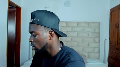 Dylan Taylor online show from January 18, 7:28 pm