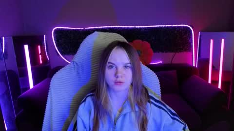 Snapshot of dyna_bae chatting on November 27, 9:11 am Dyna online show from November 27, 9:11 am