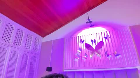 Snapshot of dyvis_22 chatting on October 30, 11:22 am Juana online show from October 30, 11:22 am