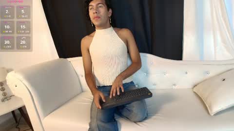 John online show from August 6, 11:34 am