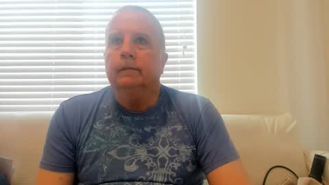 Snapshot of e_rectiom chatting on December 22, 9:01 pm Mr Wonderful online show from December 22, 9:01 pm