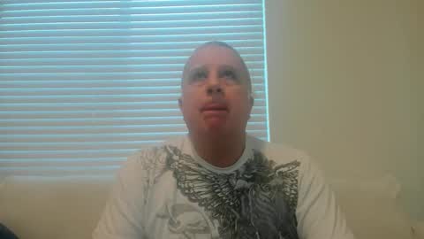 Snapshot of e_rectiom chatting on January 8, 12:13 am Mr Wonderful online show from January 8, 12:13 am