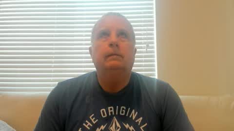 Snapshot of e_rectiom chatting on January 18, 11:30 pm Mr Wonderful online show from January 18, 11:30 pm