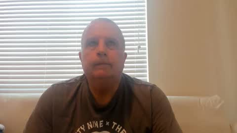 Snapshot of e_rectiom chatting on April 25, 8:17 pm Mr Wonderful online show from April 25, 8:17 pm