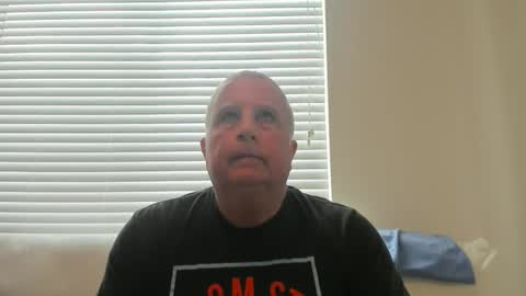 Snapshot of e_rectiom chatting on June 10, 10:19 pm Mr Wonderful online show from June 10, 10:19 pm