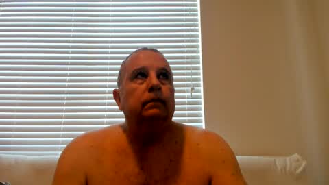 Snapshot of e_rectiom chatting on August 1, 10:19 pm Mr Wonderful online show from August 1, 10:19 pm