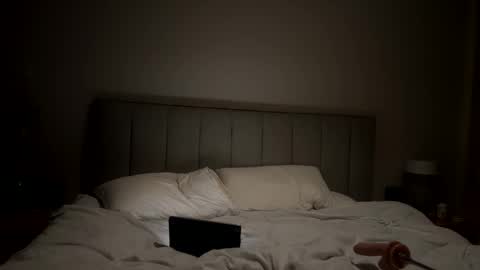 eandv online show from April 14, 8:26 pm