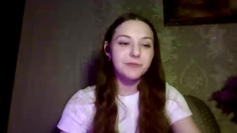 Snapshot of earlenegadsden chatting on March 2, 5:31 pm Yuni online show from March 2, 5:31 pm