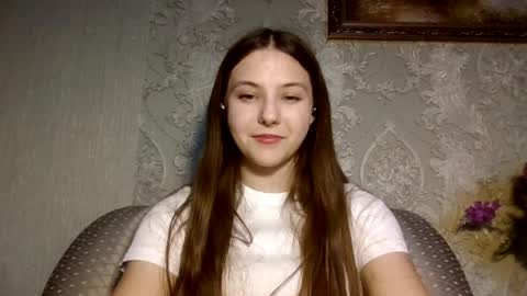 Yuni online show from March 26, 3:06 pm