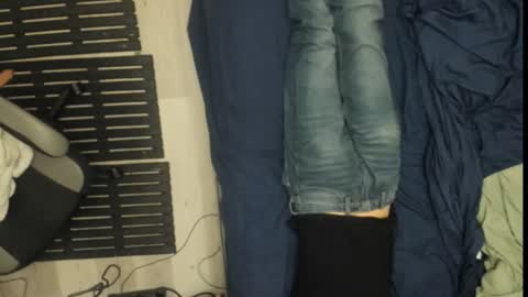 Ears2ears online show from December 1, 2:49 am