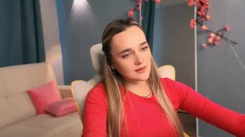Elizabeth online show from June 15, 1:02 pm