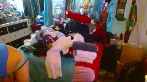 eastbayboy57 online show from April 6, 7:20 am