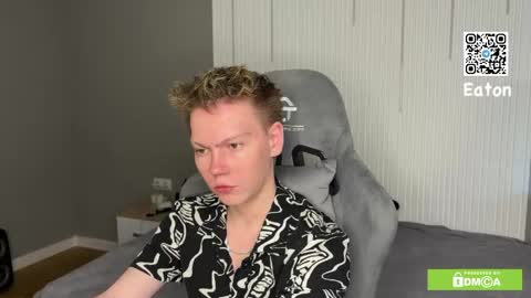 eaton_ online show from April 30, 11:27 am