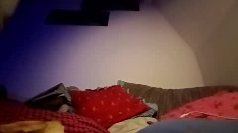 Snapshot of ebenich79 chatting on February 25, 11:36 pm ebenich79 online show from February 25, 11:36 pm