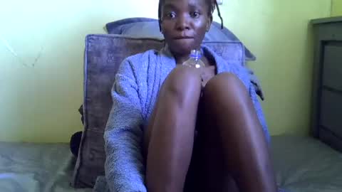 Snapshot of eboniana chatting on June 24, 11:20 am eboniana online show from June 24, 11:20 am