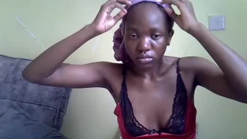 Snapshot of eboniana chatting on June 28, 6:19 am eboniana online show from June 28, 6:19 am