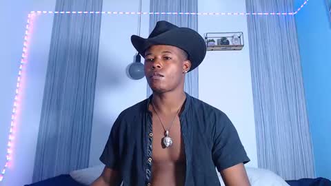 Chris Palaz  online show from December 21, 4:08 am