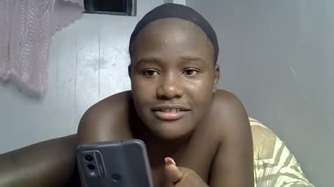 Queen online show from February 14, 9:11 pm