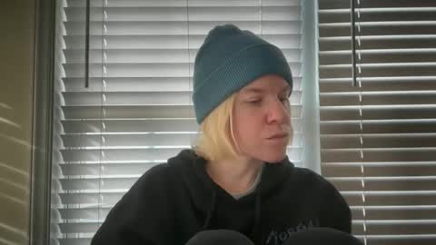 americnbarbie online show from November 13, 1:32 pm