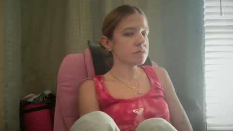 Snapshot of ebony8ivory chatting on June 18, 4:00 pm americnbarbie online show from June 18, 4:00 pm