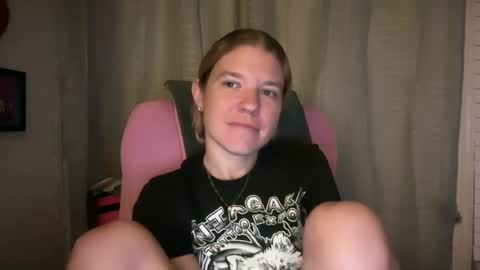Snapshot of ebony8ivory chatting on July 1, 2:24 am americnbarbie online show from July 1, 2:24 am