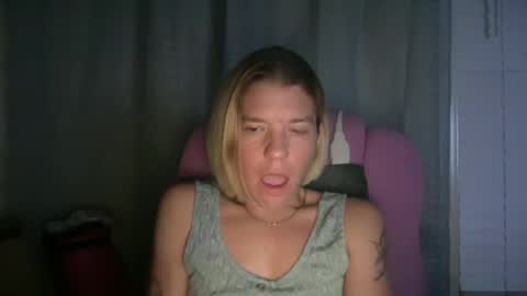 Snapshot of ebony8ivory chatting on July 16, 5:46 am americnbarbie online show from July 16, 5:46 am