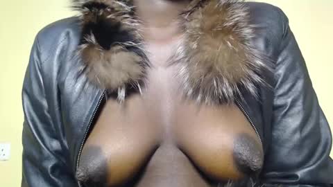 ebony choco2 online show from January 15, 5:08 am