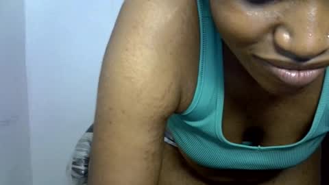 Snapshot of ebony_dickdrainer chatting on February 14, 10:06 pm Beky online show from February 14, 10:06 pm