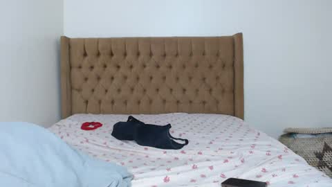 ebony_doll5 online show from June 22, 9:56 pm