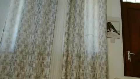 ebony online show from November 17, 9:37 am