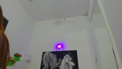 Snapshot of ebony_katterin chatting on December 31, 6:35 pm ebony_katterin online show from December 31, 6:35 pm